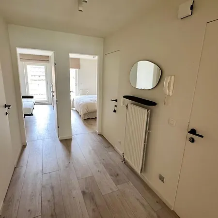 Cosy 2 Bedroom In アパート *